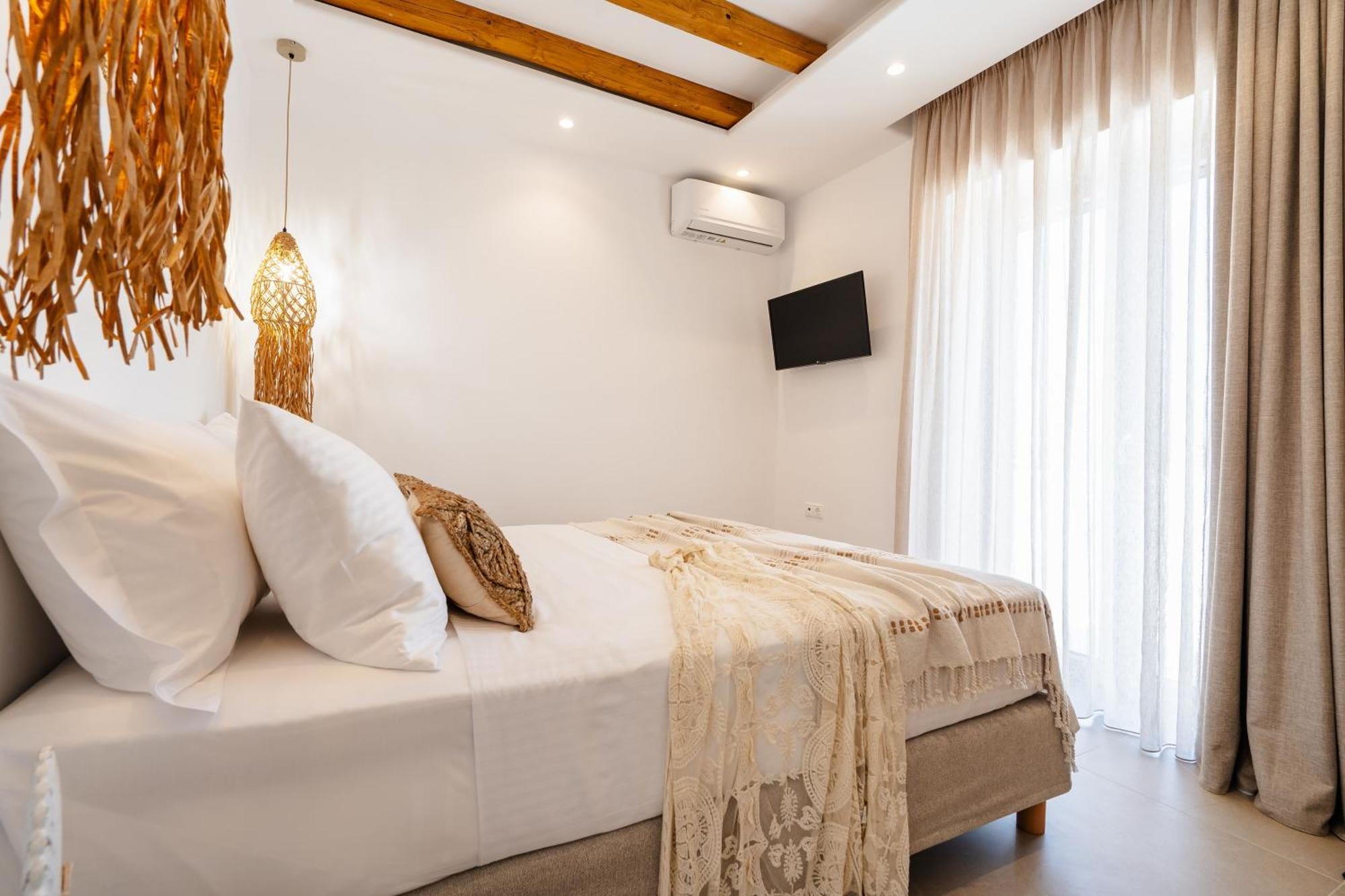 Nymphee Luxury Villas Agia Anna  Exterior photo